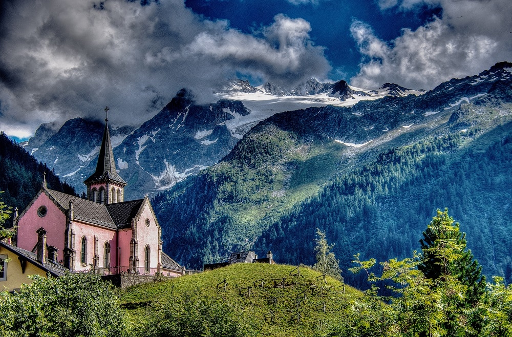Trient sur le Tour du Mont Blanc - trek en France dans les Alpes